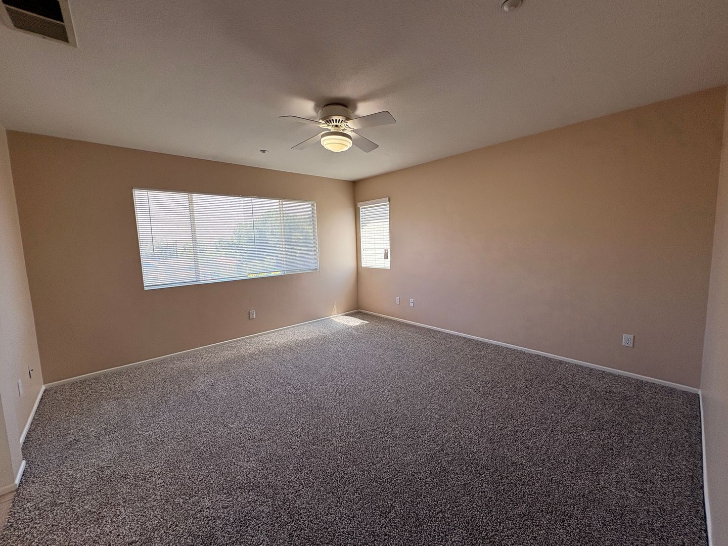 1498 Haddington Dr - Riverside - California - 4 bed, 2.5 bath rental property