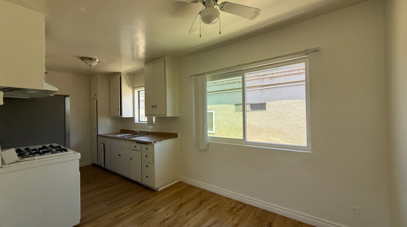 15150 Roscoe Blvd. - Los Angeles - California - 2 bed, 1 bath rental property