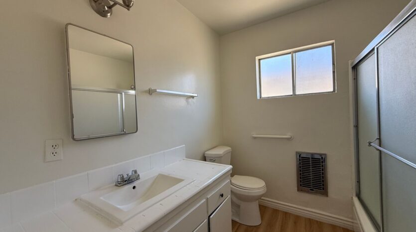 15150 Roscoe Blvd. - Los Angeles - California - 2 bed, 1 bath rental property
