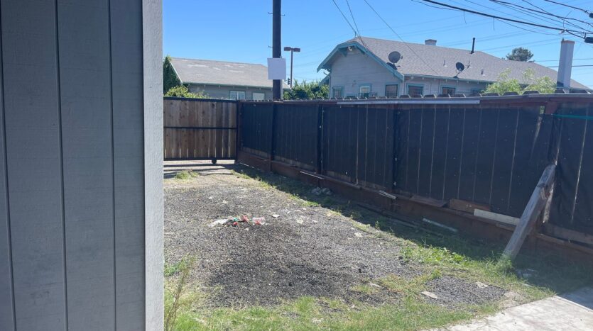 1526 N Sierra Nevada St - Stockton - California - 3 bed, 2 bath rental property