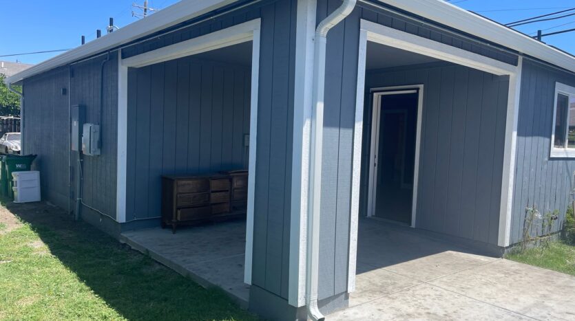 1526 N Sierra Nevada St - Stockton - California - 3 bed, 2 bath rental property