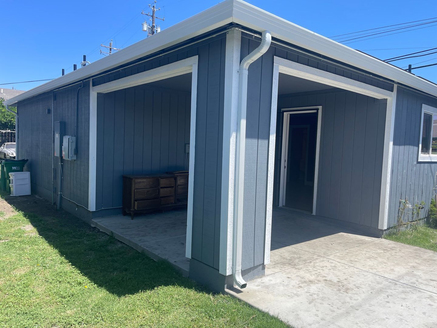 1526 N Sierra Nevada St - Stockton - California - 3 bed, 2 bath rental property