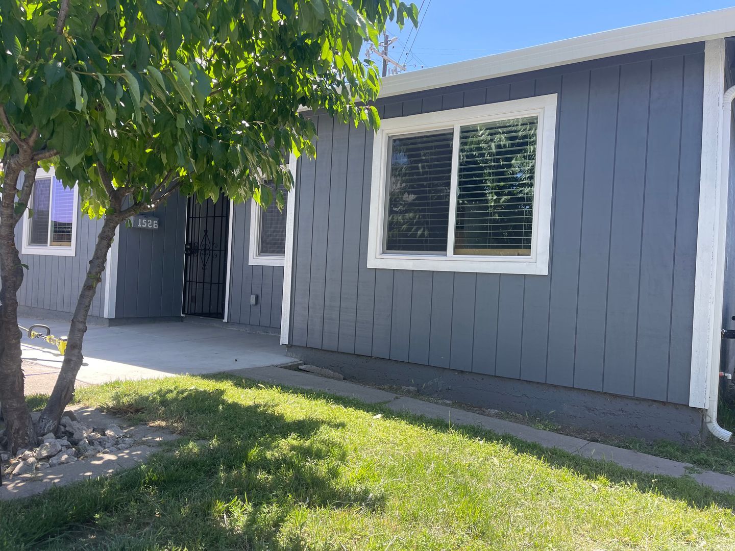 1526 N Sierra Nevada St - Stockton - California - 3 bed, 2 bath rental property