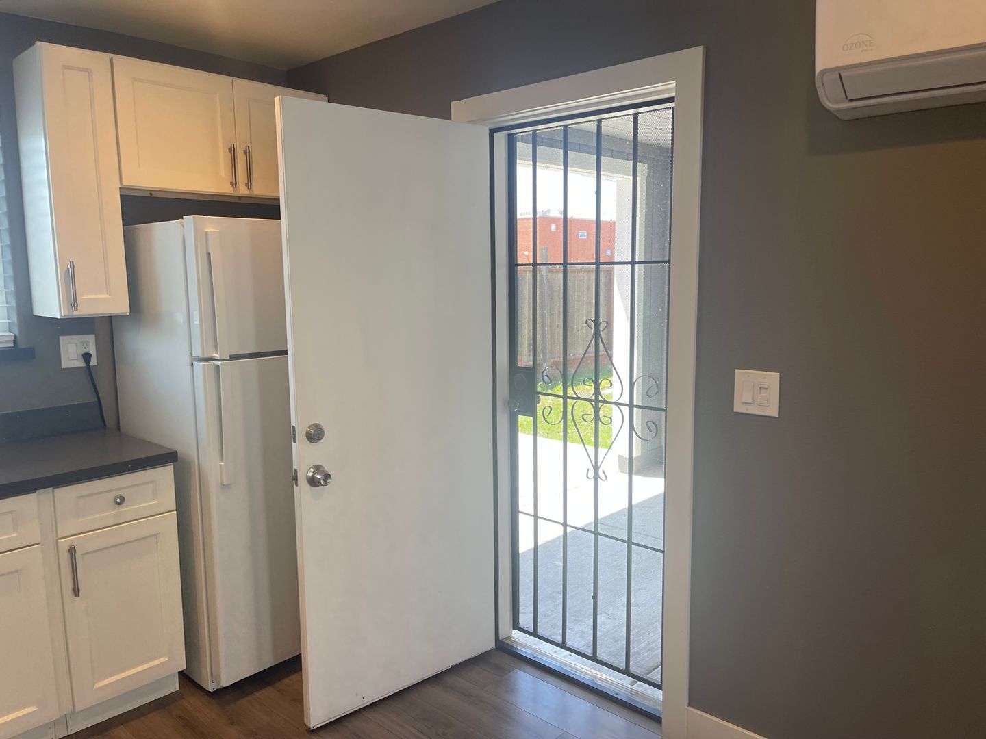 1526 N Sierra Nevada St - Stockton - California - 3 bed, 2 bath rental property