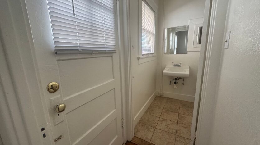 1538 E Third St  - Long Beach - California - 1 bath rental property