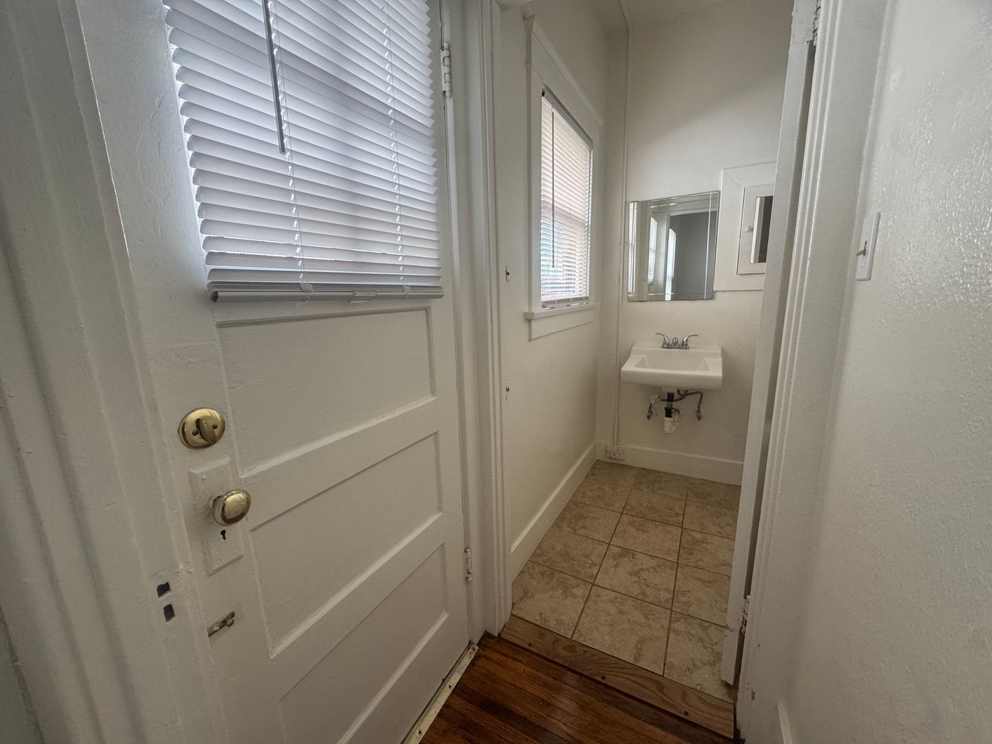 1538 E Third St  - Long Beach - California - 1 bath rental property