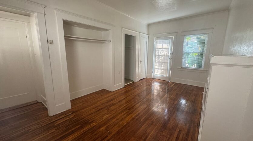 1538 E Third St  - Long Beach - California - 1 bath rental property