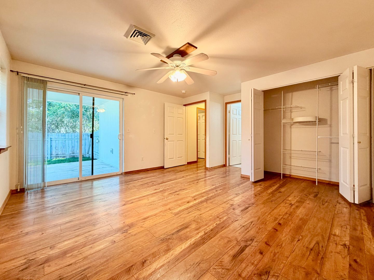 1547-1549 SW Rimrock Way - Redmond - Oregon - 3 bed, 2 bath rental property
