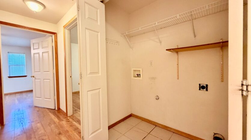1547-1549 SW Rimrock Way - Redmond - Oregon - 3 bed, 2 bath rental property