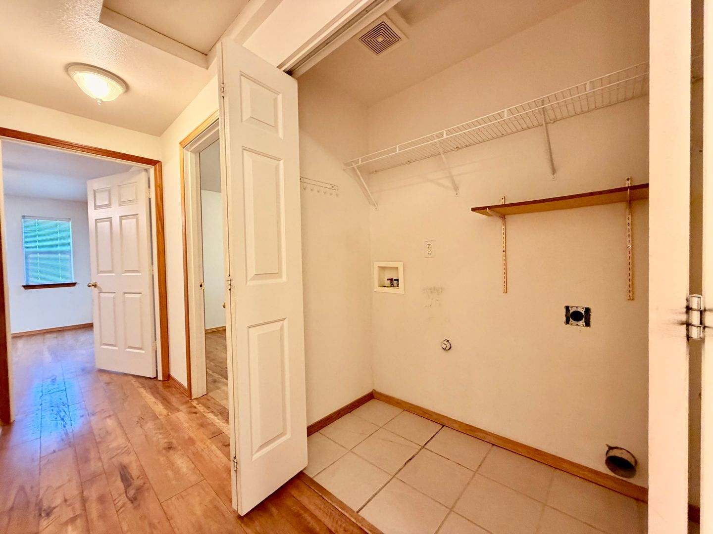 1547-1549 SW Rimrock Way - Redmond - Oregon - 3 bed, 2 bath rental property