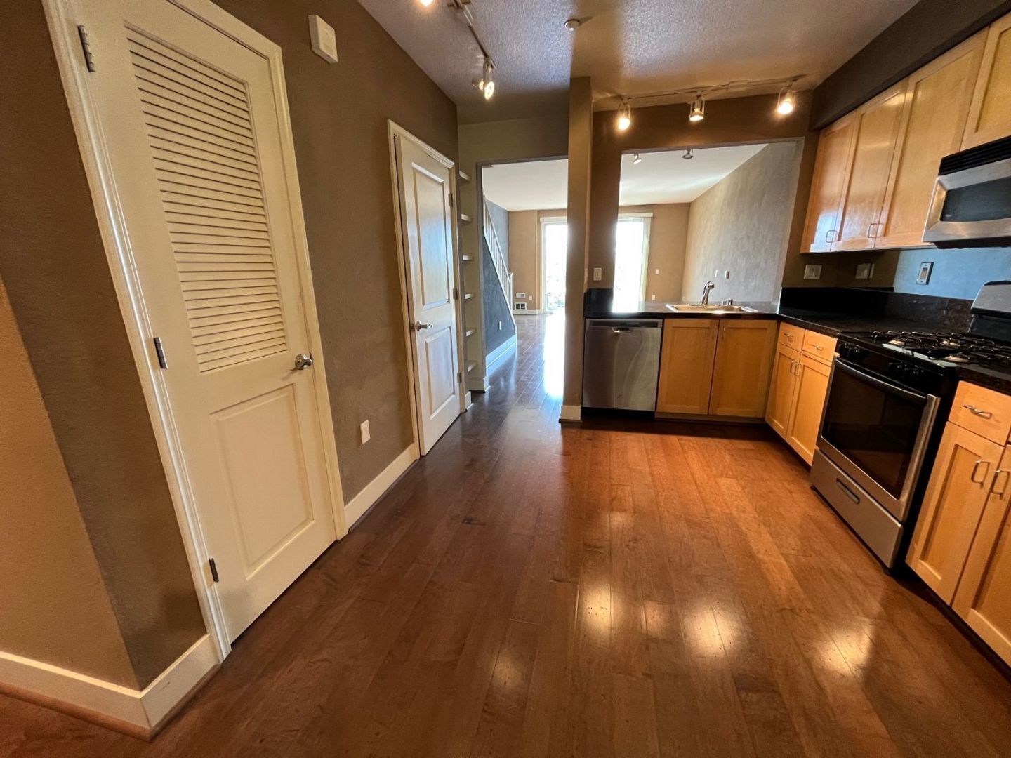 1556 Brunswig Lane - Emeryville - California - 2 bed, 2 bath rental property