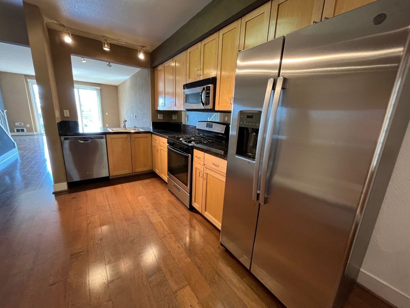 1556 Brunswig Lane - Emeryville - California - 2 bed, 2 bath rental property