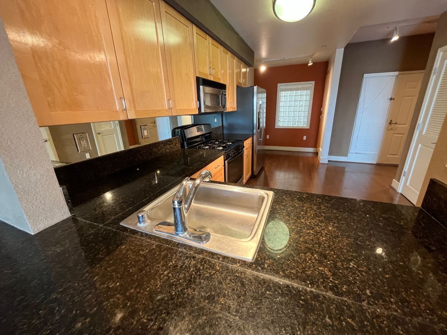 1556 Brunswig Lane - Emeryville - California - 2 bed, 2 bath rental property