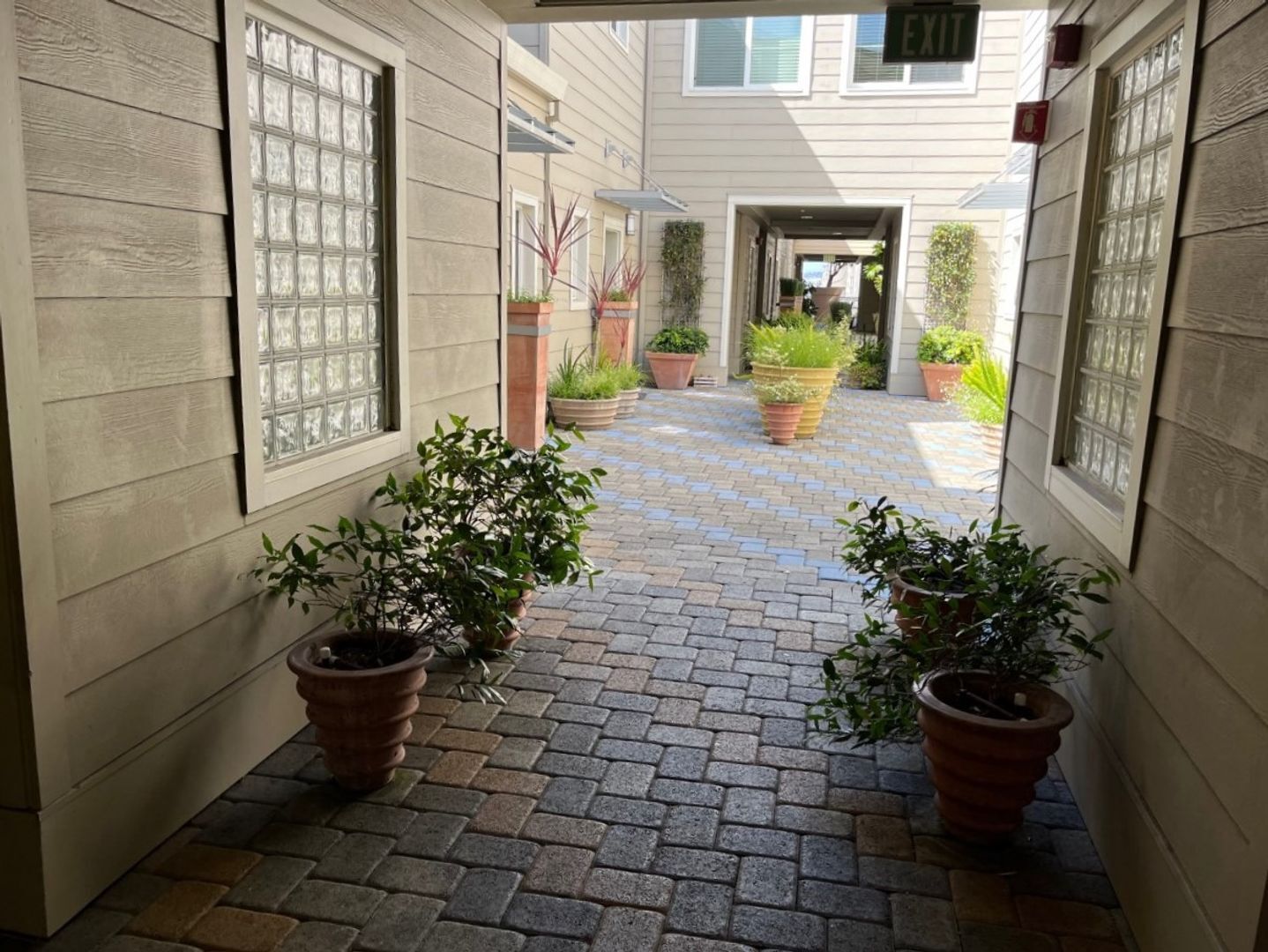 1556 Brunswig Lane - Emeryville - California - 2 bed, 2 bath rental property