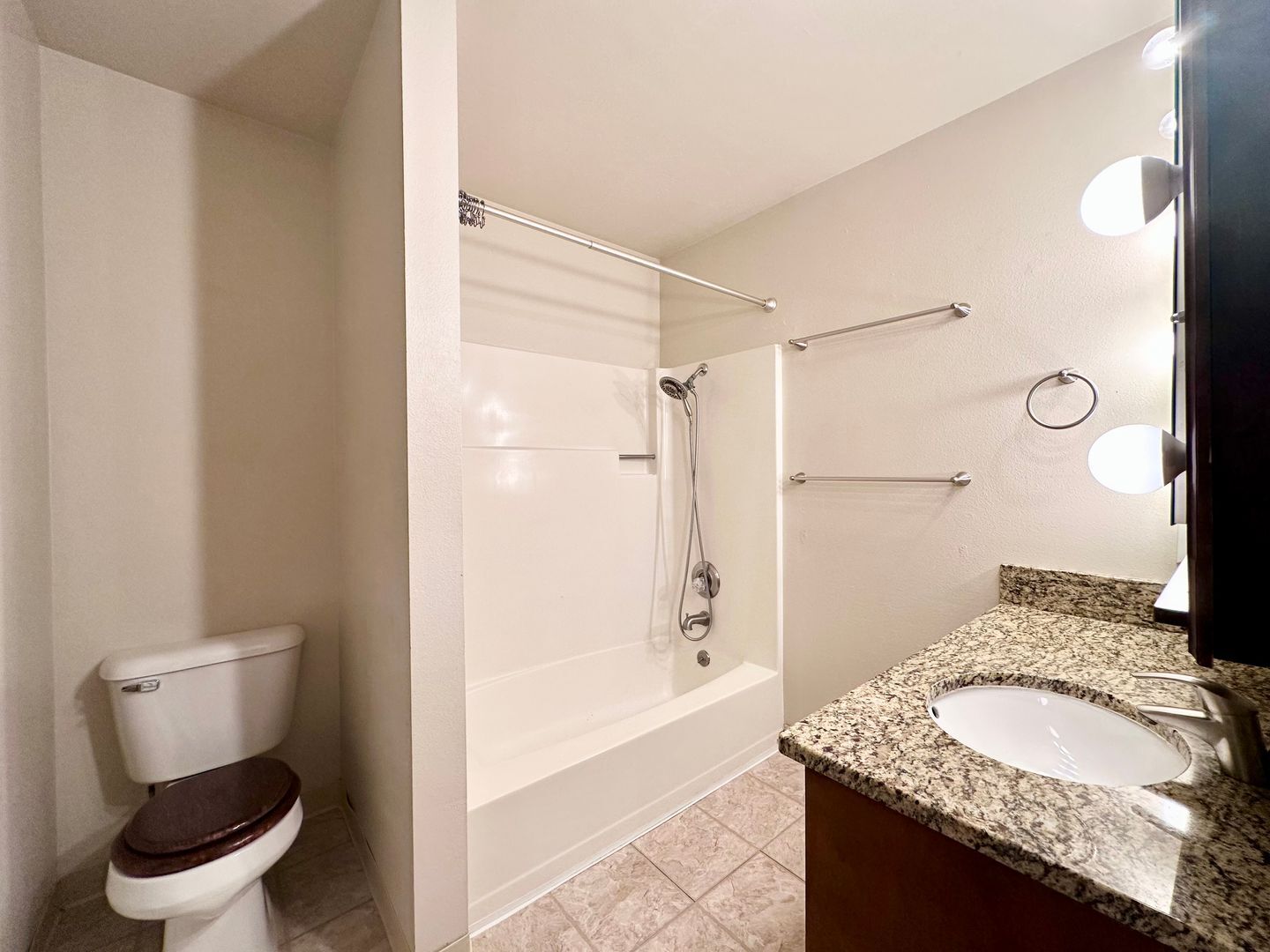 15938 Quarry Rd, #5A - Lake Oswego - Oregon - 2 bed, 1 bath rental property