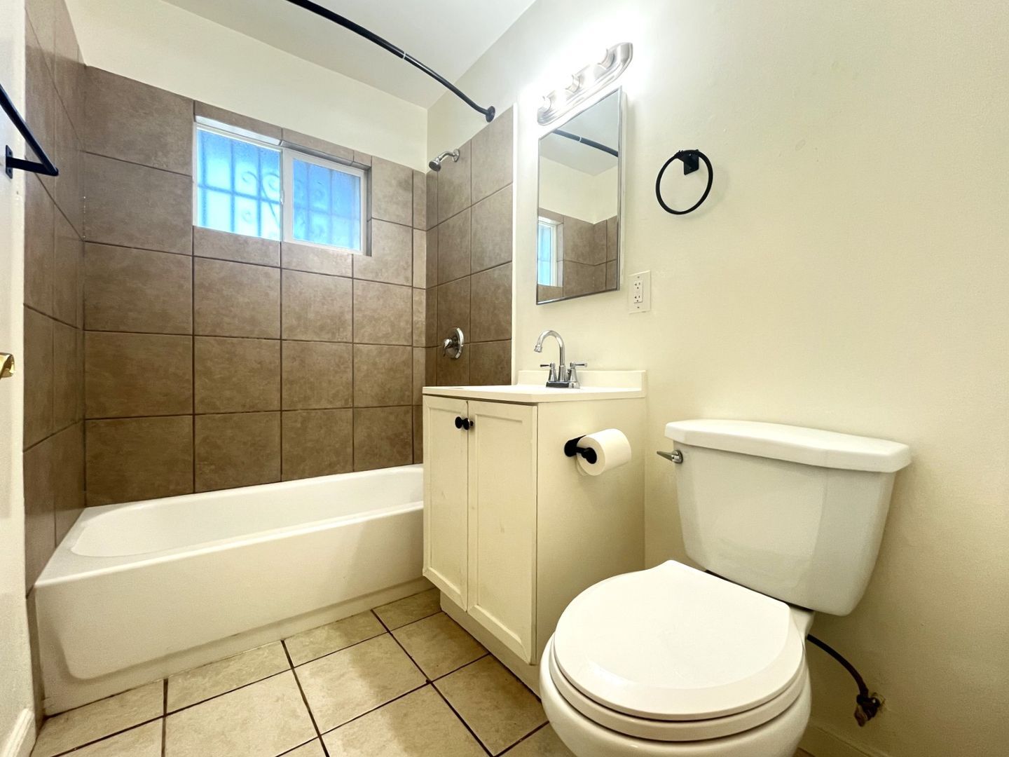 1594 Sepulveda Ave - San Bernardino - California - 1 bed, 1 bath rental property