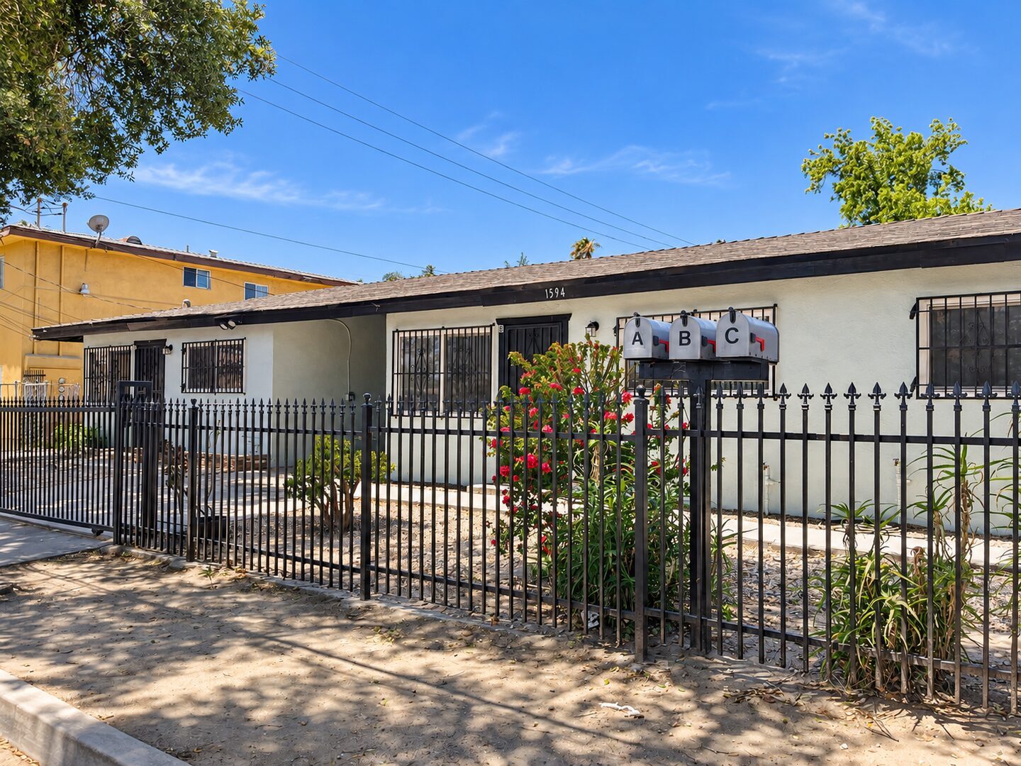 1594 Sepulveda Ave - San Bernardino - California - 1 bed, 1 bath rental property