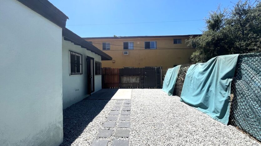 1594 Sepulveda Ave - San Bernardino - California - 1 bed, 1 bath rental property