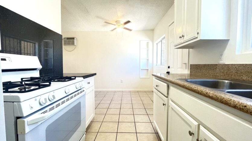 1594 Sepulveda Ave - San Bernardino - California - 1 bed, 1 bath rental property