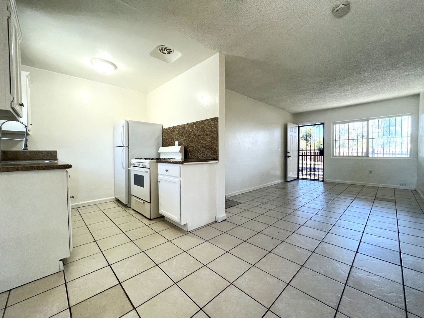 1594 Sepulveda Ave - San Bernardino - California - 1 bed, 1 bath rental property