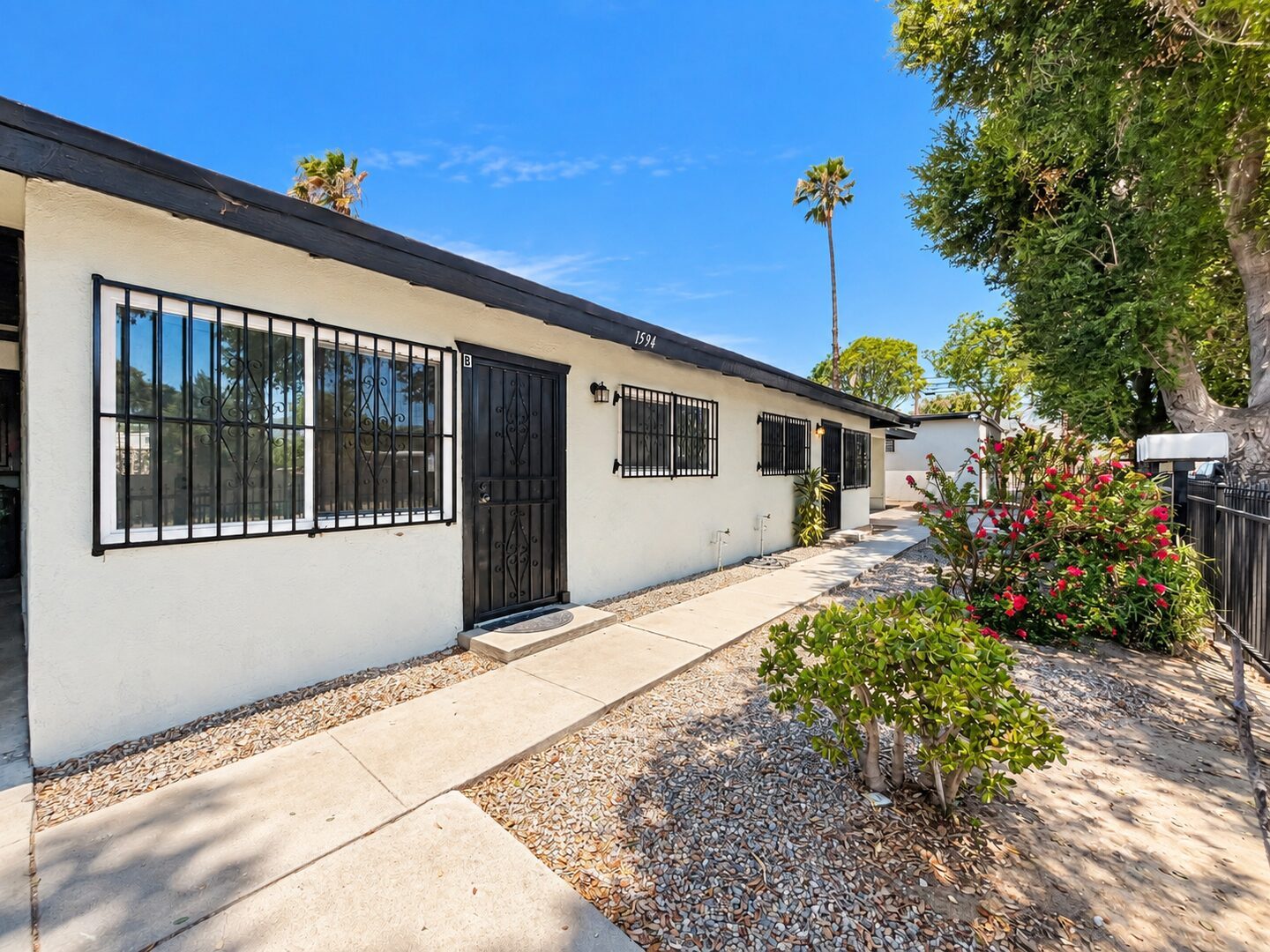 1594 Sepulveda Ave - San Bernardino - California - 1 bed, 1 bath rental property