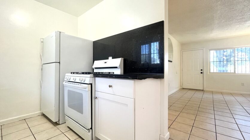 1594 Sepulveda Ave - San Bernardino - California - 1 bed, 1 bath rental property
