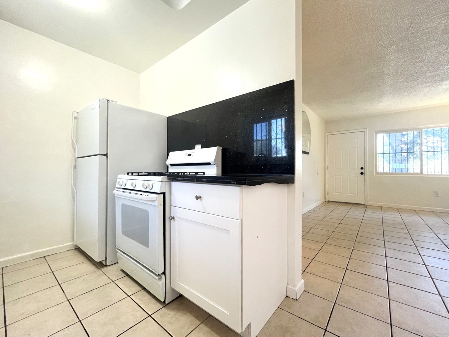 1594 Sepulveda Ave - San Bernardino - California - 1 bed, 1 bath rental property