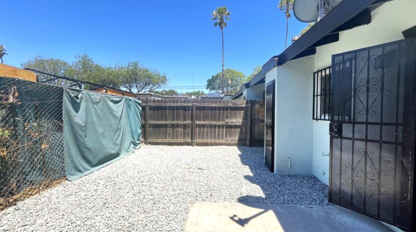 1594 Sepulveda Ave - San Bernardino - California - 1 bed, 1 bath rental property