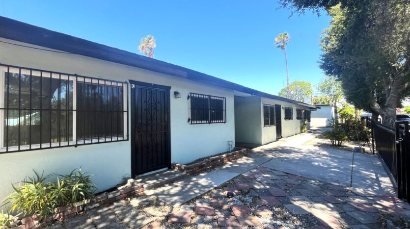 1594 Sepulveda Ave - San Bernardino - California - 1 bed, 1 bath rental property