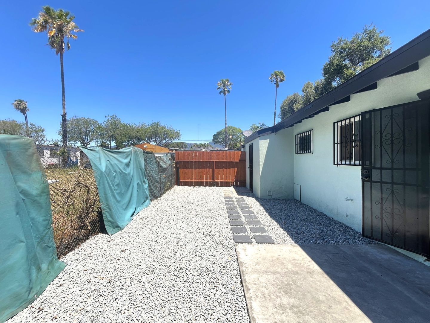 1594 Sepulveda Ave - San Bernardino - California - 1 bed, 1 bath rental property