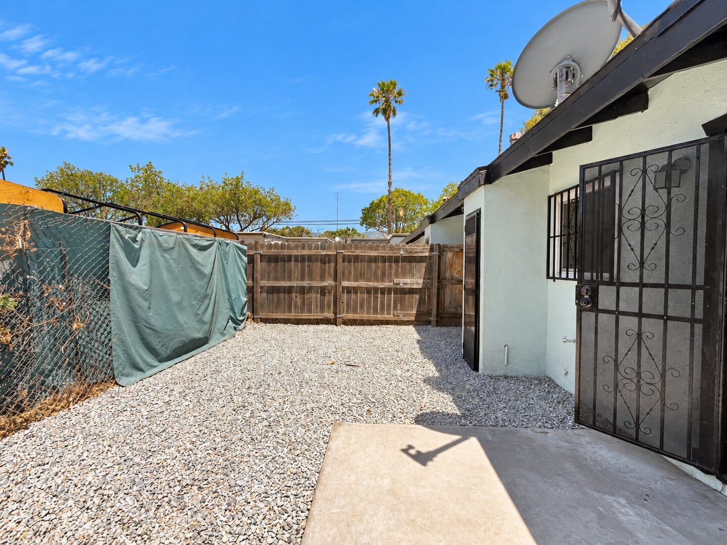 1594 Sepulveda Ave - San Bernardino - California - 1 bed, 1 bath rental property