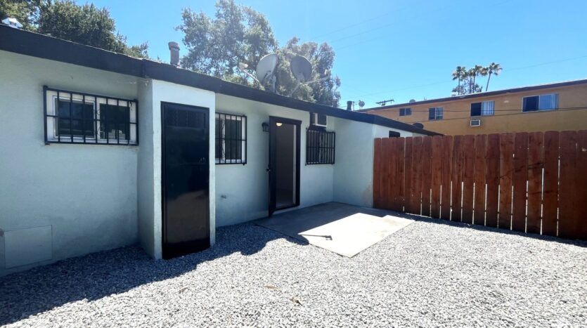 1594 Sepulveda Ave - San Bernardino - California - 1 bed, 1 bath rental property