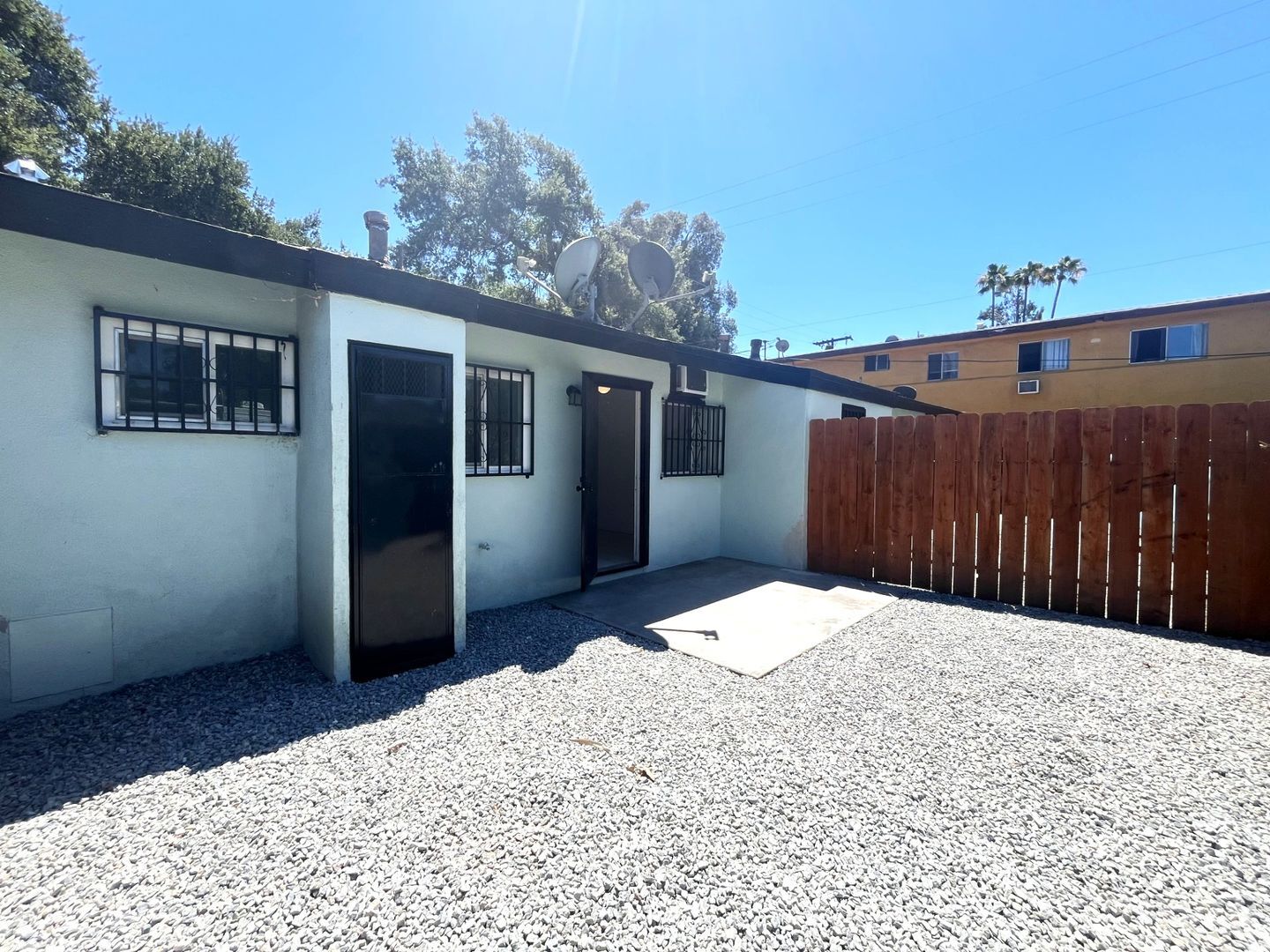 1594 Sepulveda Ave - San Bernardino - California - 1 bed, 1 bath rental property