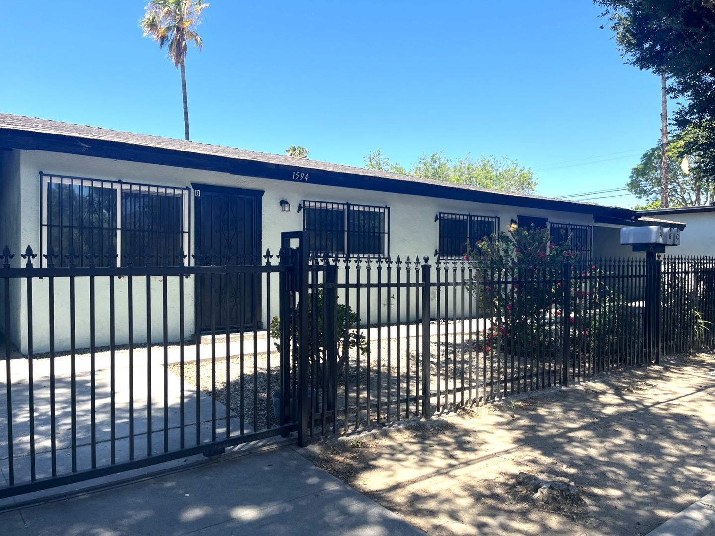 1594 Sepulveda Ave - San Bernardino - California - 1 bed, 1 bath rental property