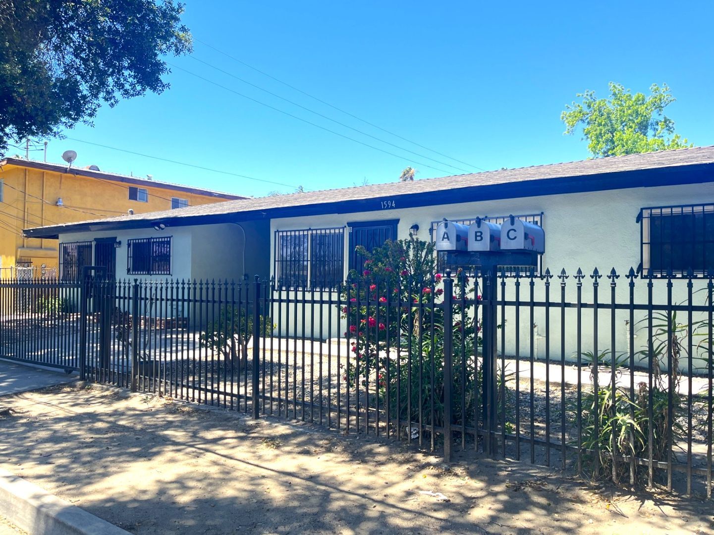 1594 Sepulveda Ave - San Bernardino - California - 1 bed, 1 bath rental property