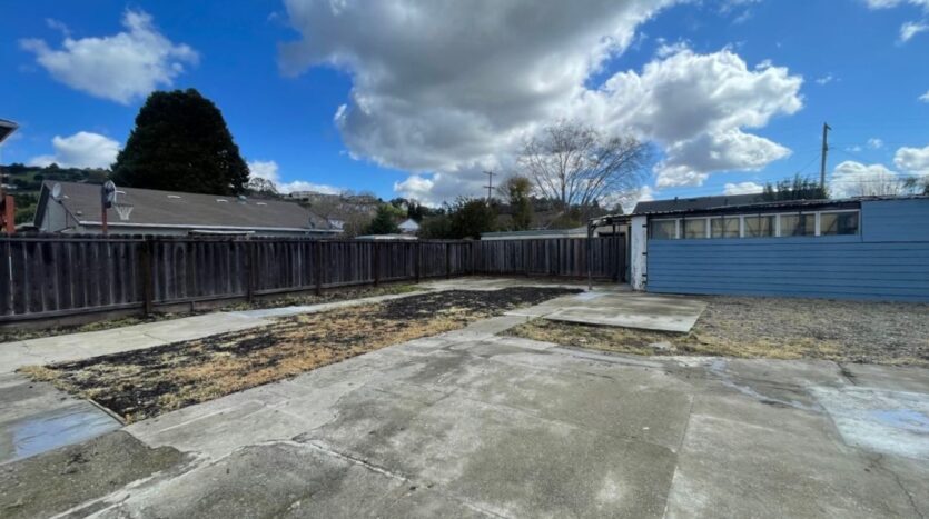 1720 142nd Street - San Leandro - California - 2 bed, 1 bath rental property