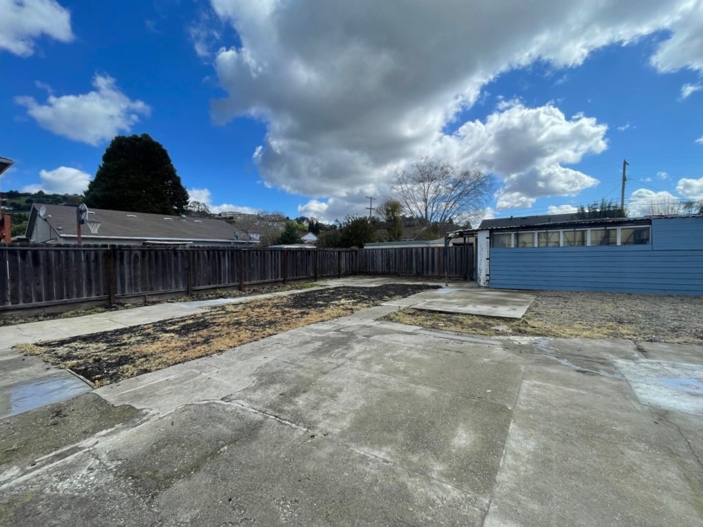 1720 142nd Street - San Leandro - California - 2 bed, 1 bath rental property