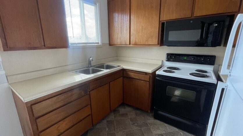 1720 142nd Street - San Leandro - California - 2 bed, 1 bath rental property