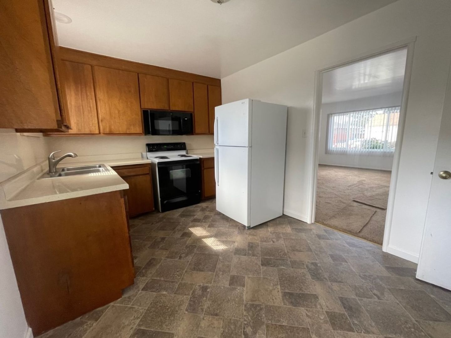 1720 142nd Street - San Leandro - California - 2 bed, 1 bath rental property