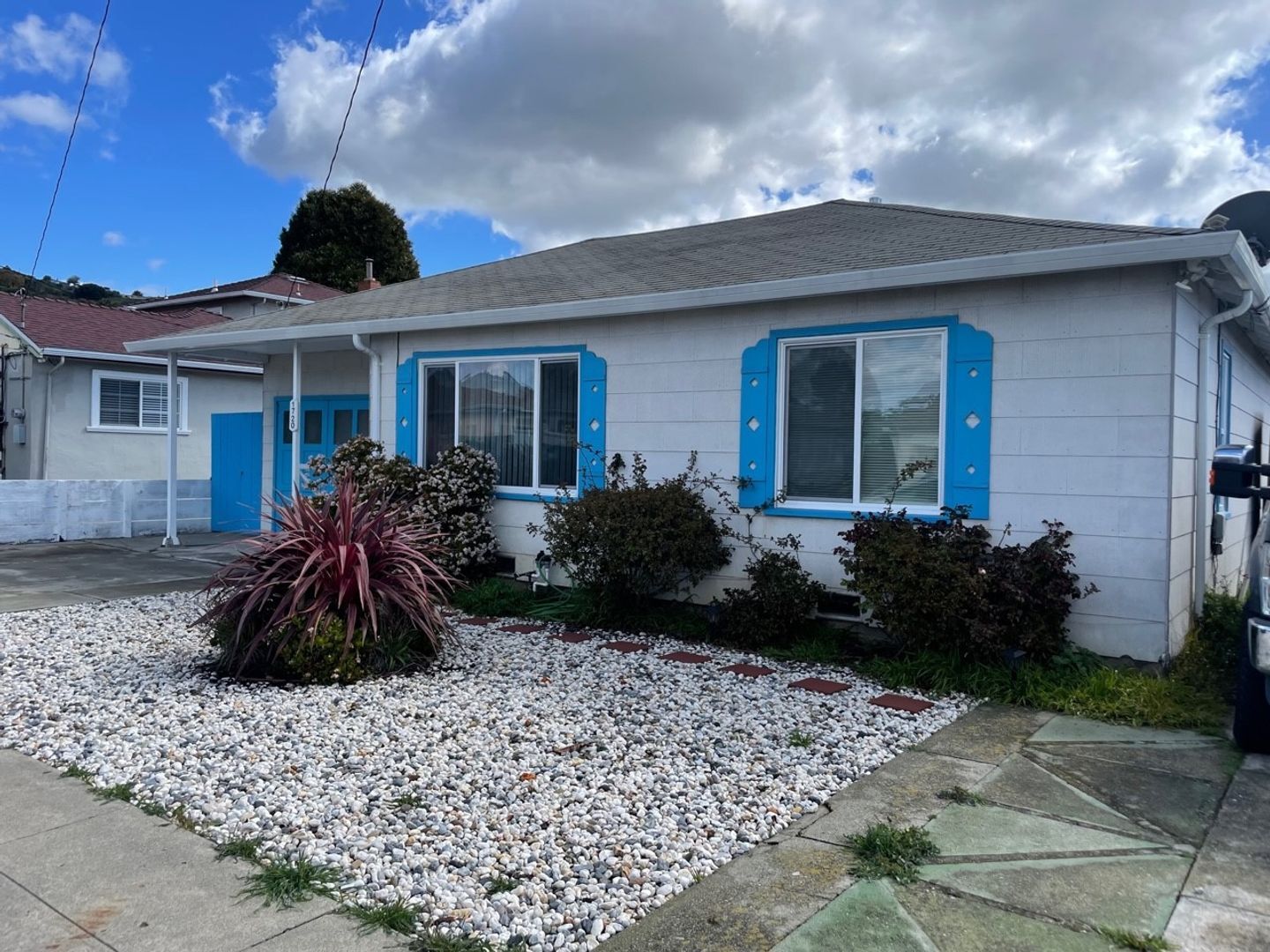 1720 142nd Street - San Leandro - California - 2 bed, 1 bath rental property