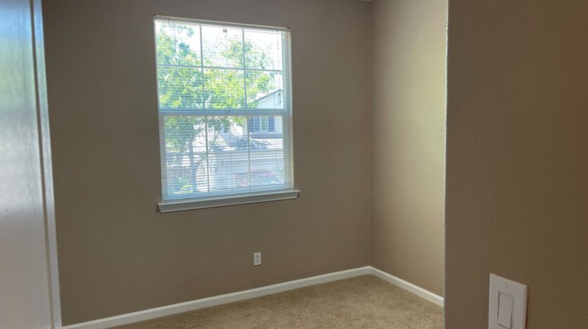 179 Gold Creek Drive - Valley Springs - California - 3 bed, 2.5 bath rental property