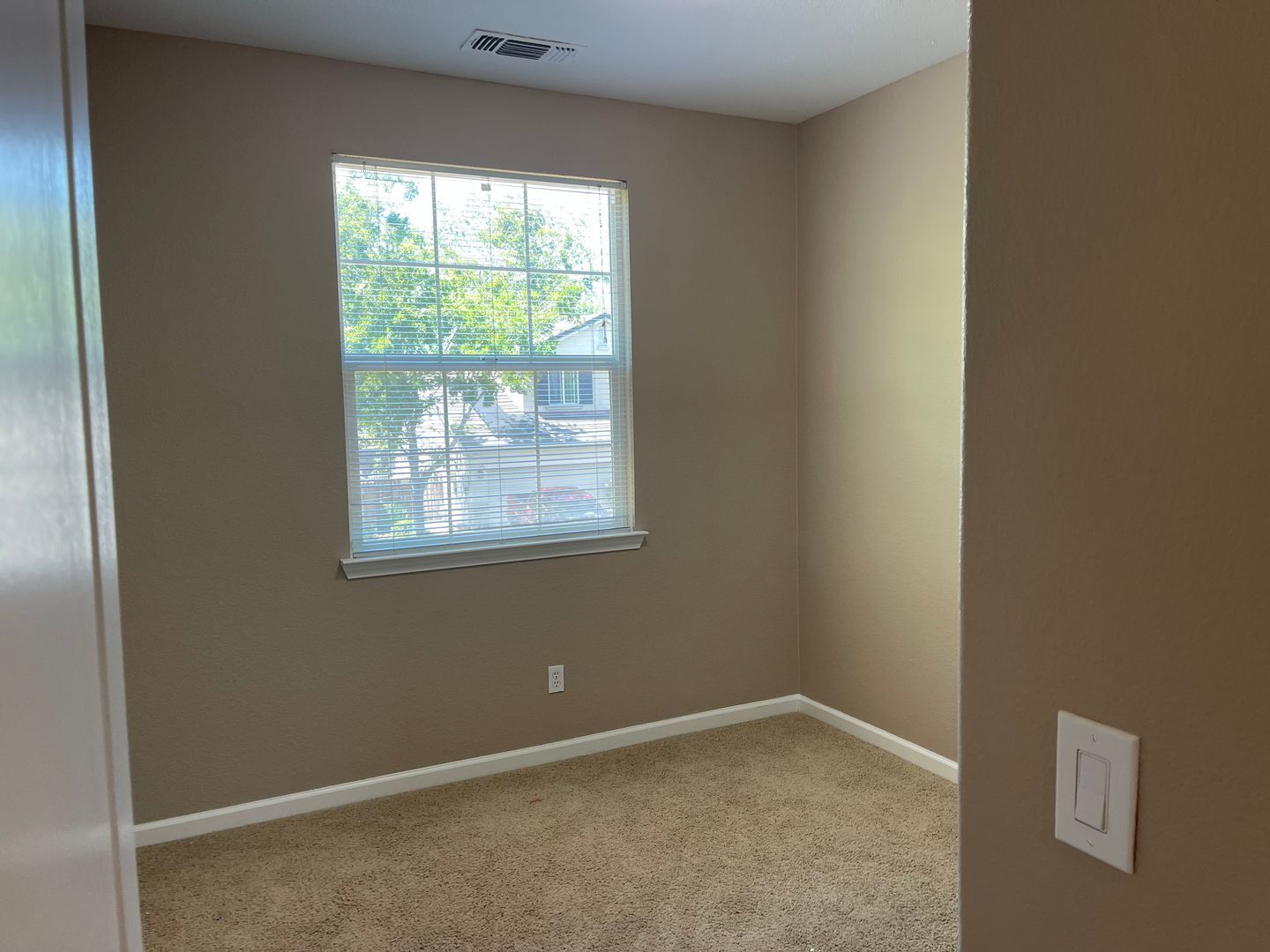 179 Gold Creek Drive - Valley Springs - California - 3 bed, 2.5 bath rental property