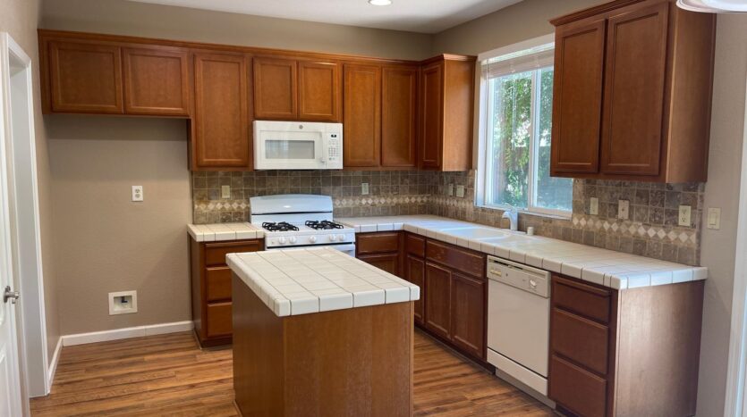 179 Gold Creek Drive - Valley Springs - California - 3 bed, 2.5 bath rental property