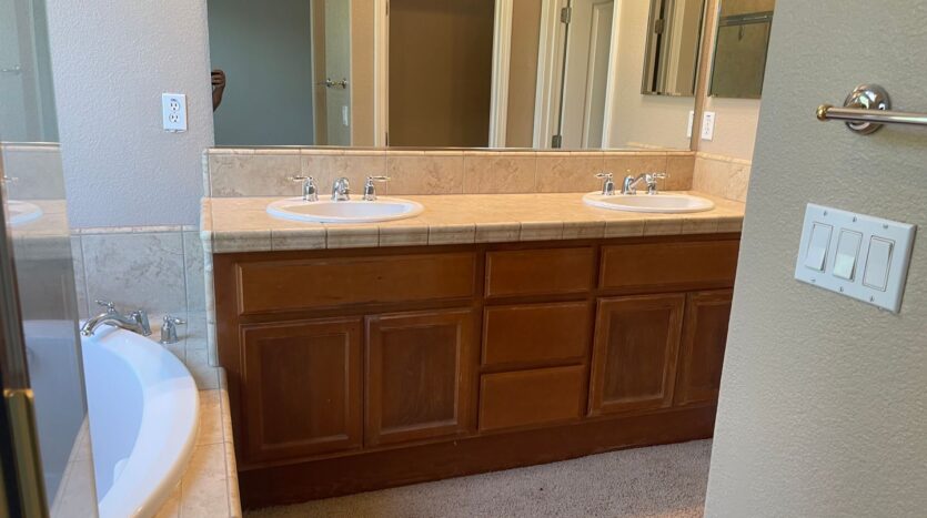 179 Gold Creek Drive - Valley Springs - California - 3 bed, 2.5 bath rental property