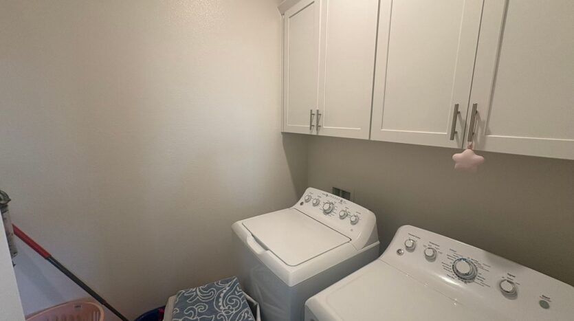 1839 Yellowwood Ave - Sacramento - California - 3 bed, 2.5 bath rental property