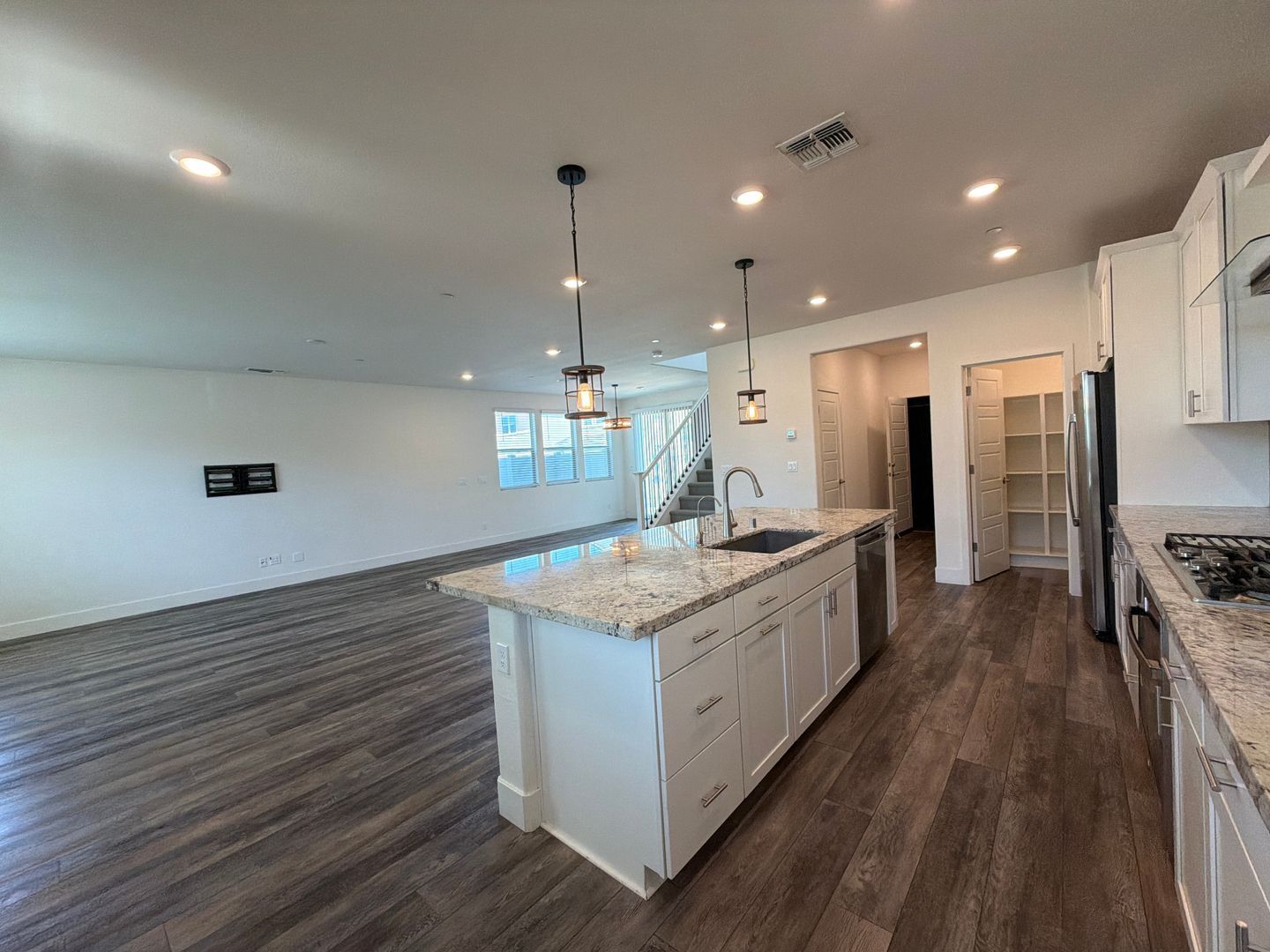 1839 Yellowwood Ave - Sacramento - California - 3 bed, 2.5 bath rental property