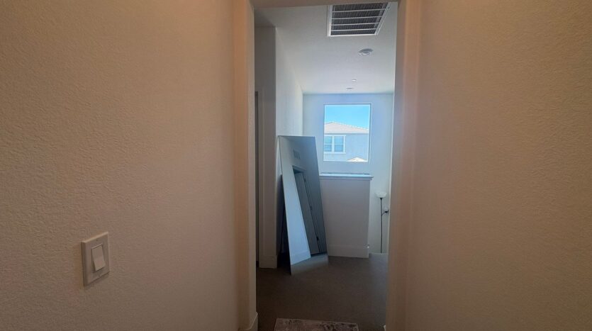 1839 Yellowwood Ave - Sacramento - California - 3 bed, 2.5 bath rental property