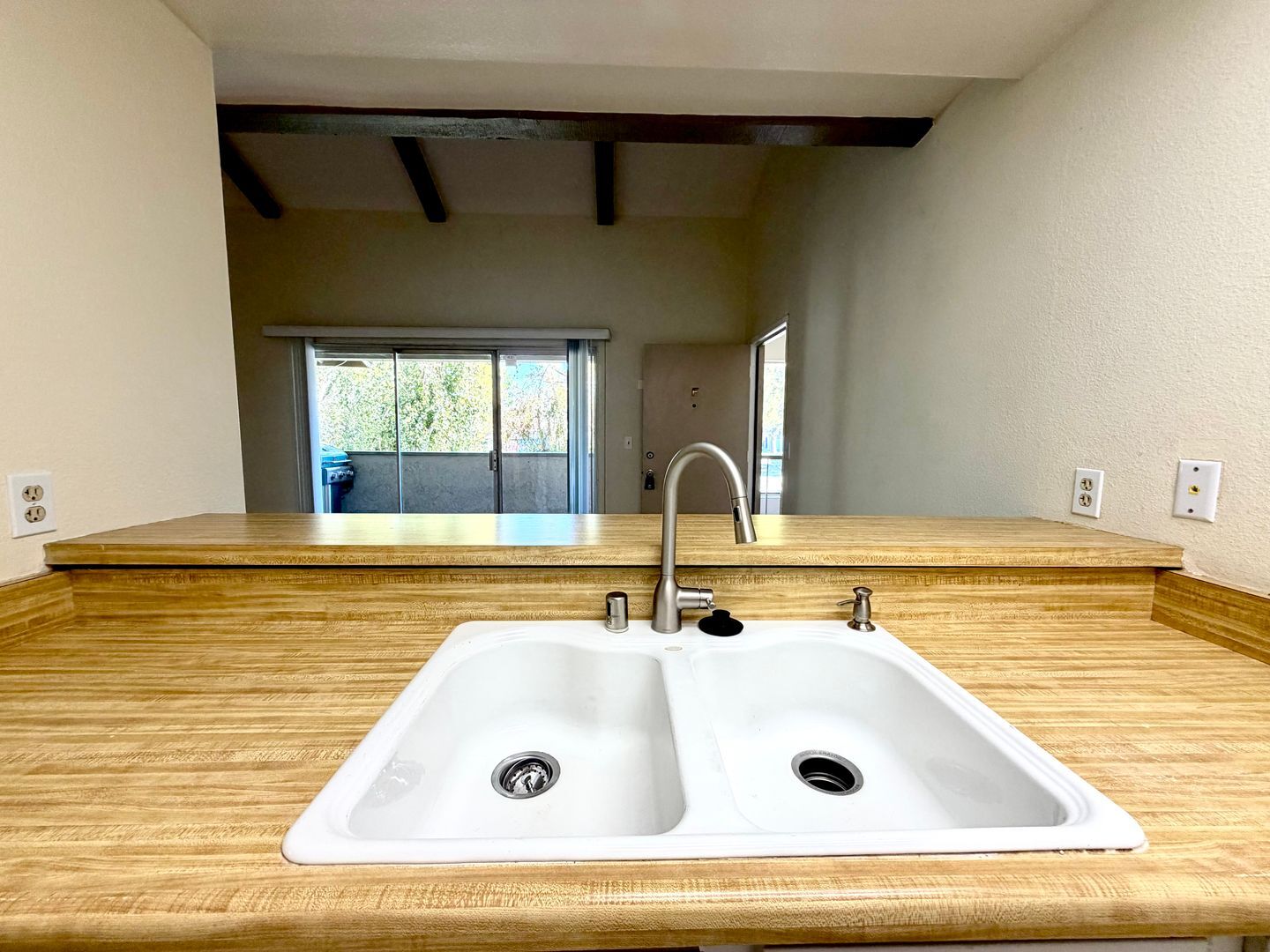 1912 Heywood St  #F - Simi Valley - California - 2 bed, 2 bath rental property