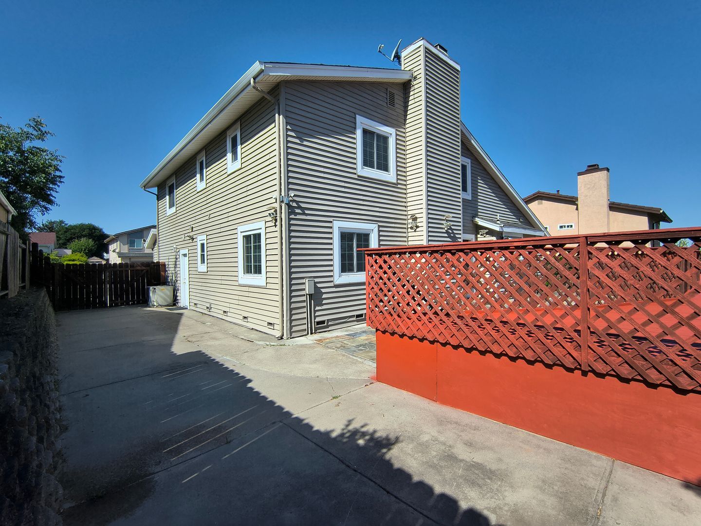 1973 Redwood Rd - Hercules - California - 4 bed, 3 bath rental property