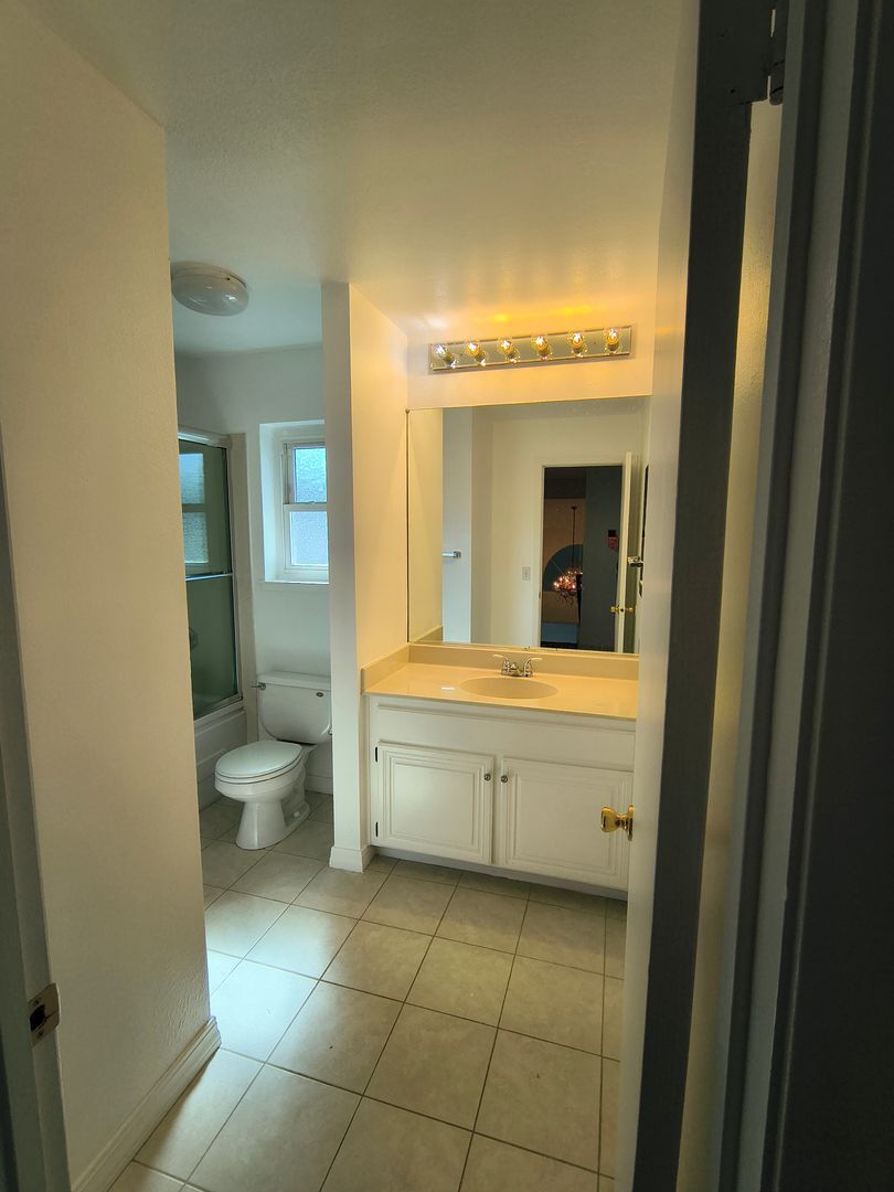 1973 Redwood Rd - Hercules - California - 4 bed, 3 bath rental property